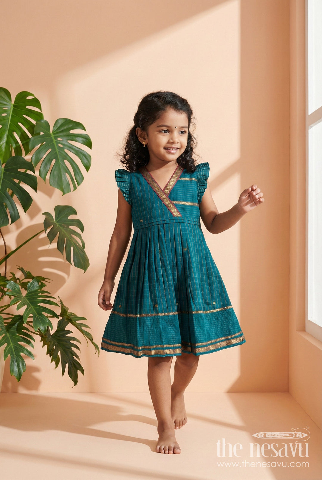 The Nesavu Girls Cotton Frock Girls Cotton Frock for Ethnic Day and Cultural School Events Nesavu 22 (4Y) / Blue / Cotton GFC2068A-22 Nesavu girls cotton frock for ethnic day at school with traditional South Indian pleated design