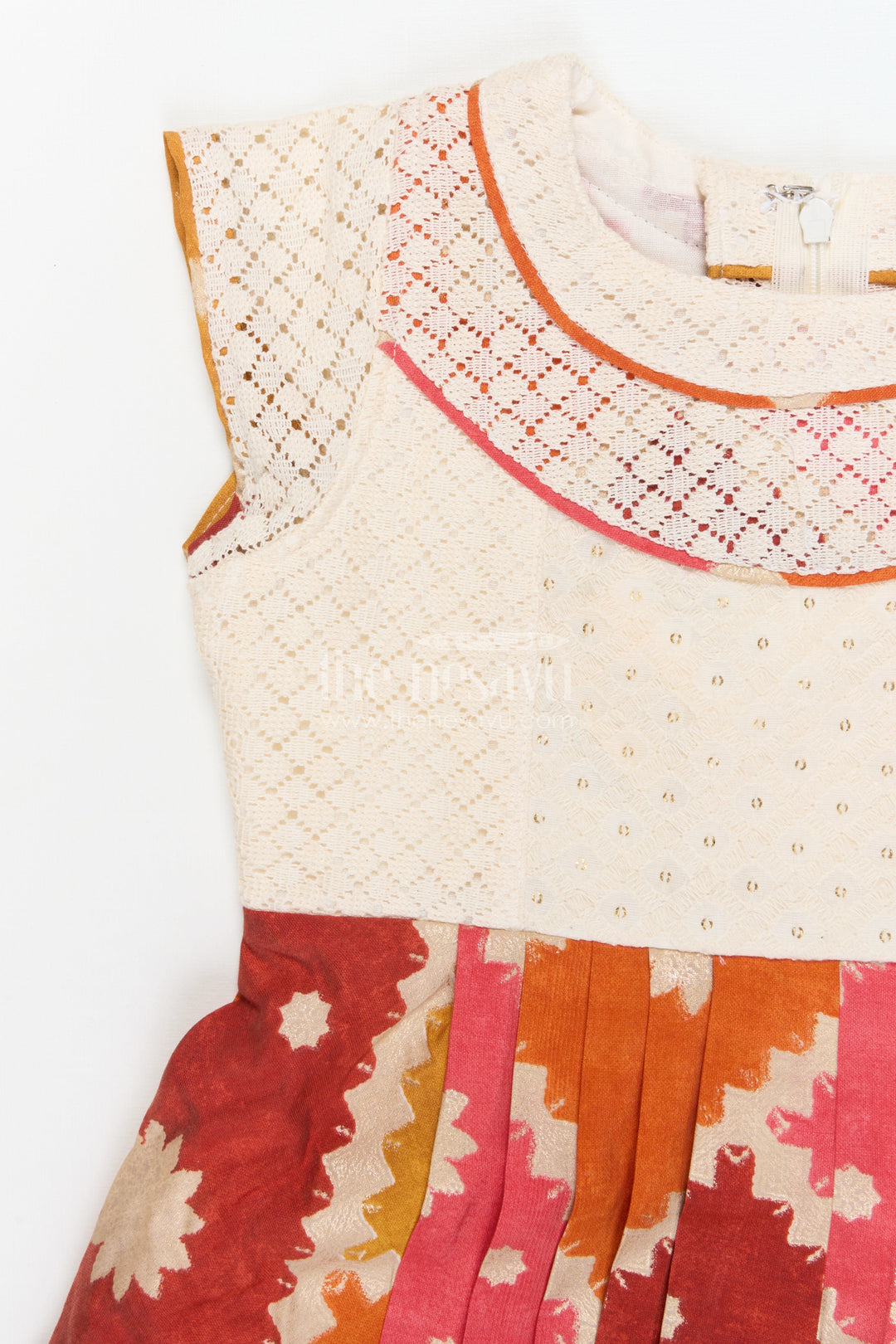 The Nesavu Girls Cotton Frock Girls Cotton Frock for School Ethnic Day and Festive Events Nesavu Nesavu girls cotton frock with digital print for ethnic school day and casual festivities