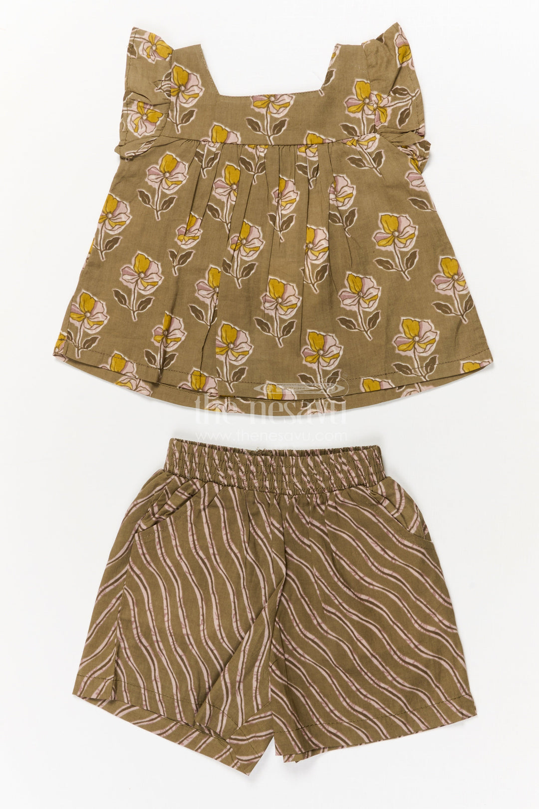 The Nesavu Girls Casual Set Girls Cotton Set for Daily Wear and Fun Activities Nesavu 16 (1Y) / Yellow BFJ907B-16 Nesavu girls cotton casual set with digital print for everyday wear and playful activities