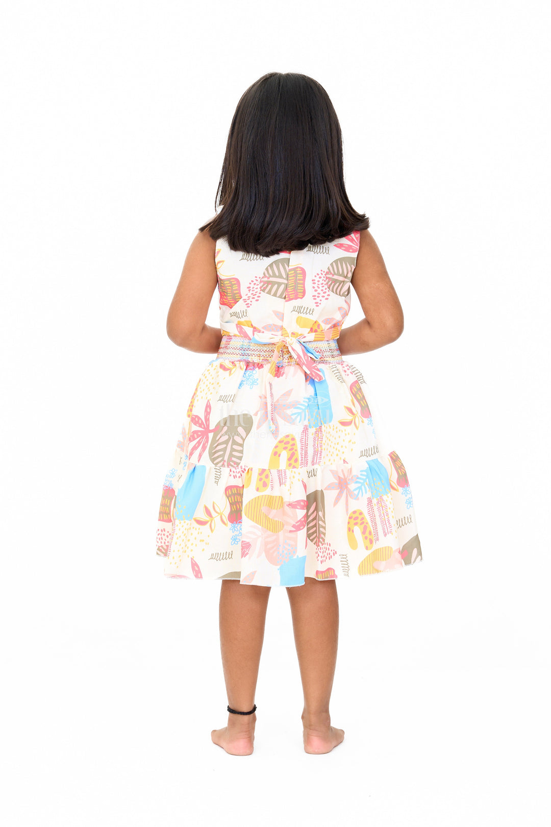 The Nesavu Girls Cotton Frock Girls Cotton Sleeveless Frock with Vibrant Prints and Peter Pan Collar Nesavu Nesavu Girls Cotton Sleeveless Frock Smocked Bodice Vibrant Prints