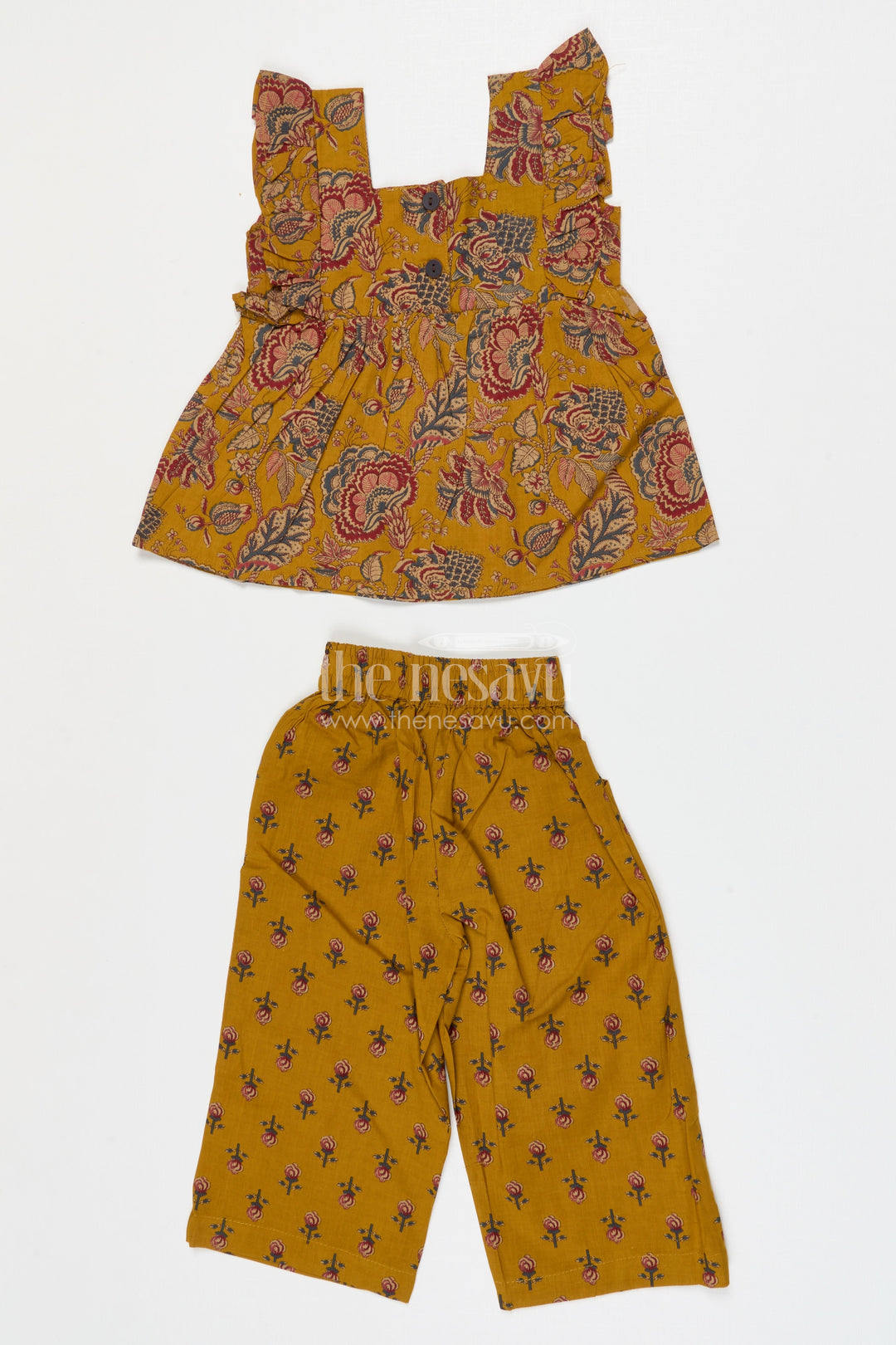 The Nesavu Girls Co-Ord Sets Girls Cotton Vacation Outfit with Matching Pant Set Nesavu Nesavu Girls Cotton Vacation Co Ord Set With Matching Pants For Travel Wear