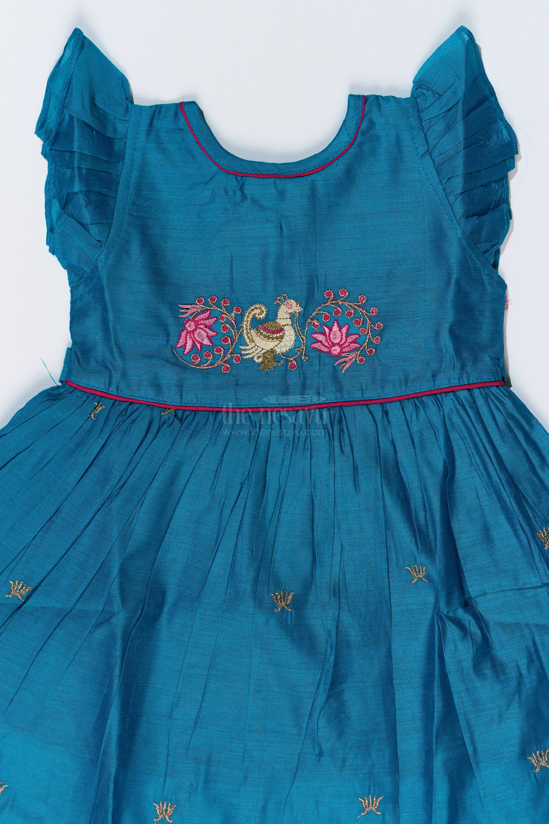 The Nesavu Girls Chanderi Frock Girls Cute Frock with Swan Embroidery and Chanderi Cotton Fabric for Festive Wear Nesavu Nesavu Girls Cute Frock Swan Embroidery Chanderi Cotton Fabric Special Occasions