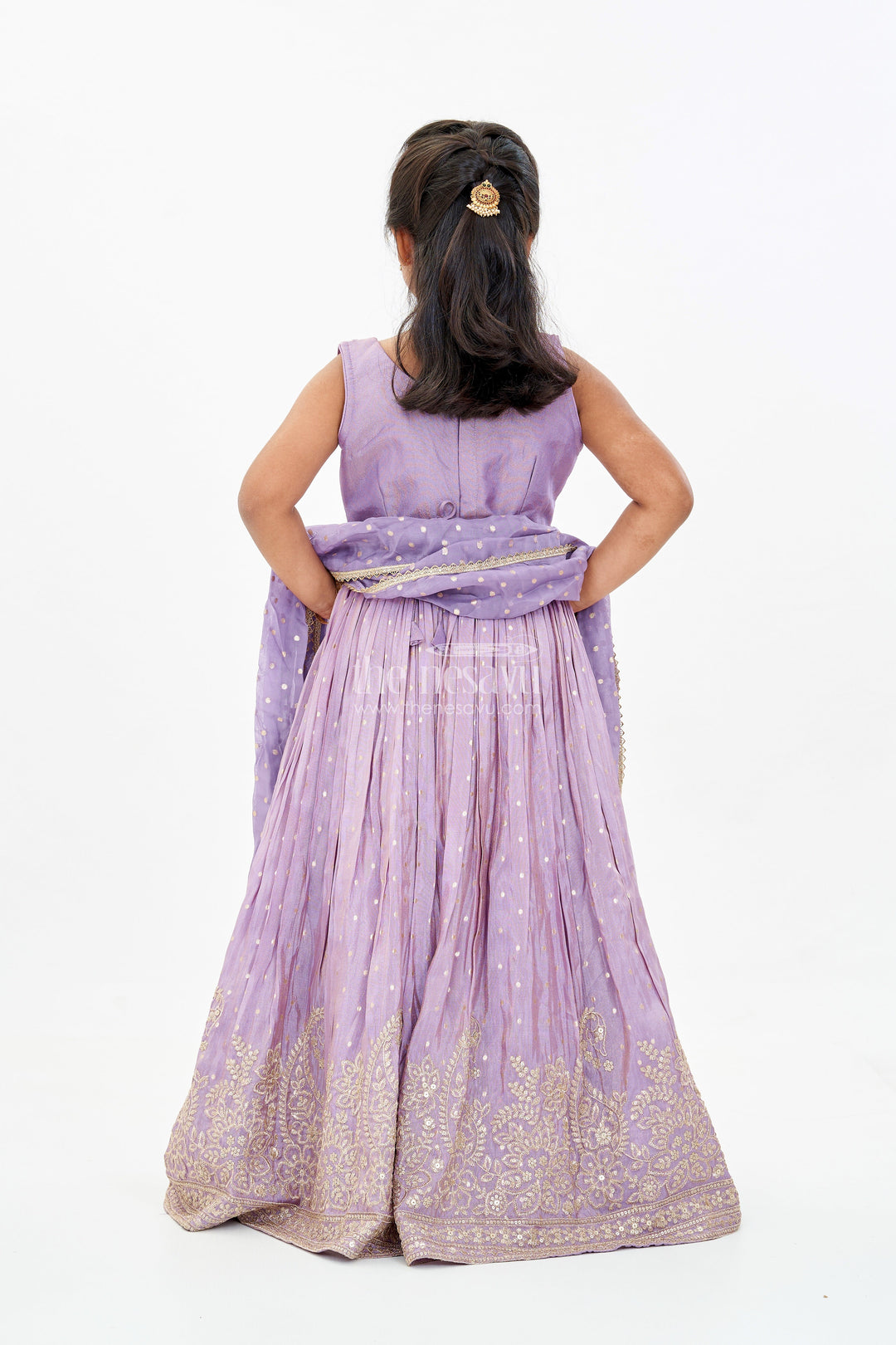 The Nesavu Girls Lehenga Choli Girls Embroidered Purple Lehenga with Floral Threadwork and Golden Border Detailing Nesavu Nesavu Girls Embroidered Purple Wedding Lehenga Gold Border Designer Dupatta