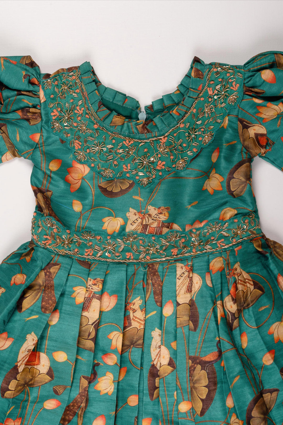 The Nesavu Girls Party Gown Girls  Emerald Green Floral Printed Anarkali Gown with Traditional Motifs Nesavu Traditional Emerald Green Anarkali Gown for Girls with Floral Print | The Nesavu