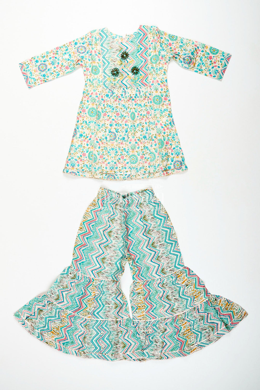 The Nesavu Girls Sharara / Plazo Set Girls ethnic sharara set with multicolor print for celebrations Nesavu 24 (5Y) / Multicolor GPS828A-24 Nesavu girls festive sharara set with multicolor digital print and embroidered kurti