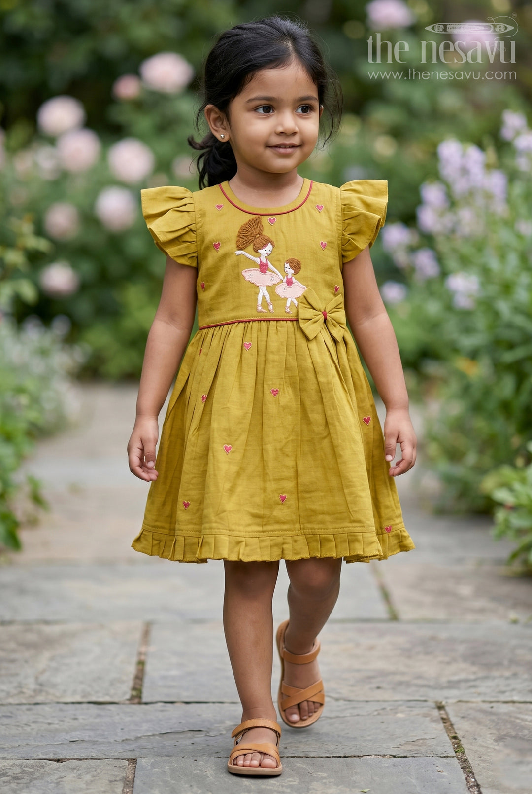 The Nesavu Girls Chanderi Frock Girls Festive Frock for Family Gatherings and Special Outings Nesavu 16 (1Y) / Green / Chanderi GFC2255A-16 Nesavu Girls Festive Chanderi Frock With Thread Embroidery For Family Celebrations