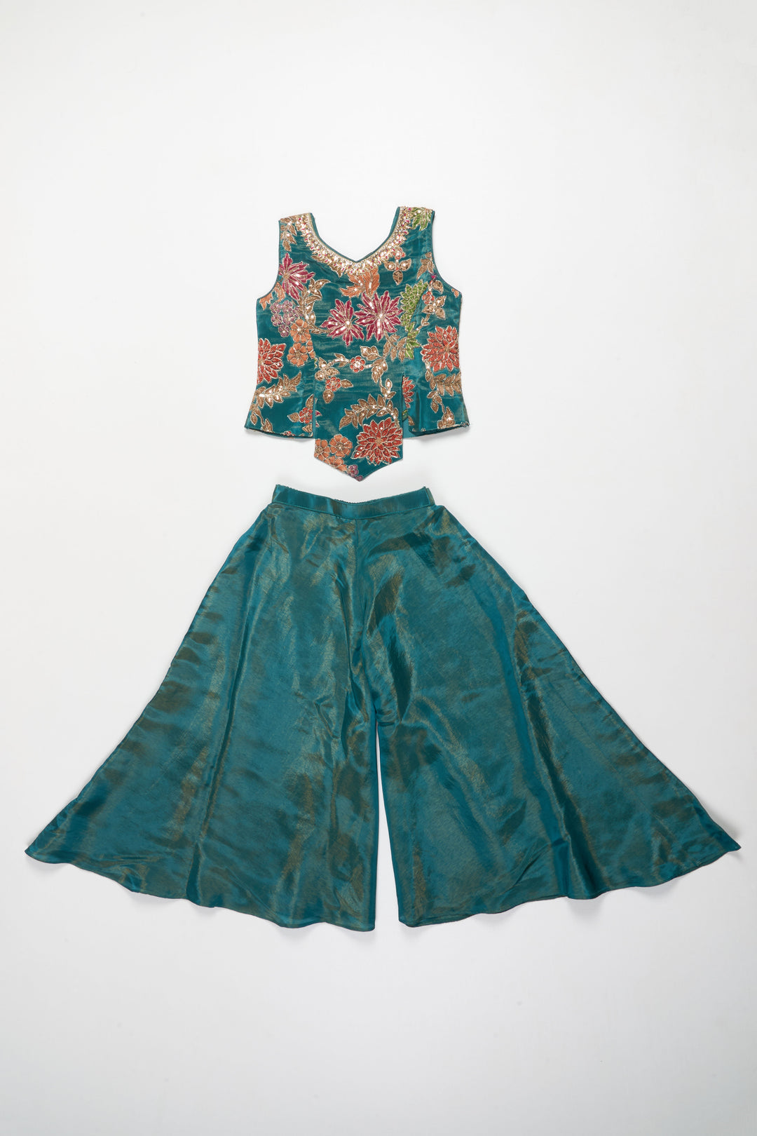 The Nesavu Girls Sharara / Plazo Set Girls Festive Plazzo Set with Digital Print and Embroidery for Weddings Nesavu 24 (5Y) / Green GPS633A-24 Nesavu girls plazzo set digital print embroidery  perfect festive celebrations