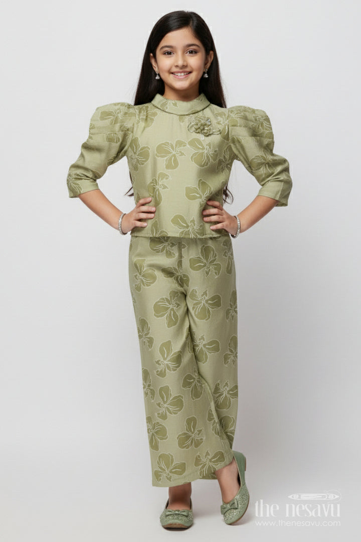 The Nesavu Girls Co-Ord Sets Girls Floral Co-Ord Outfit for Celebrations and Casual Outings Nesavu 22 (4Y) / Green GPS907B-22 Nesavu girls digital floral co-ord set puff sleeves festive pants family occasions