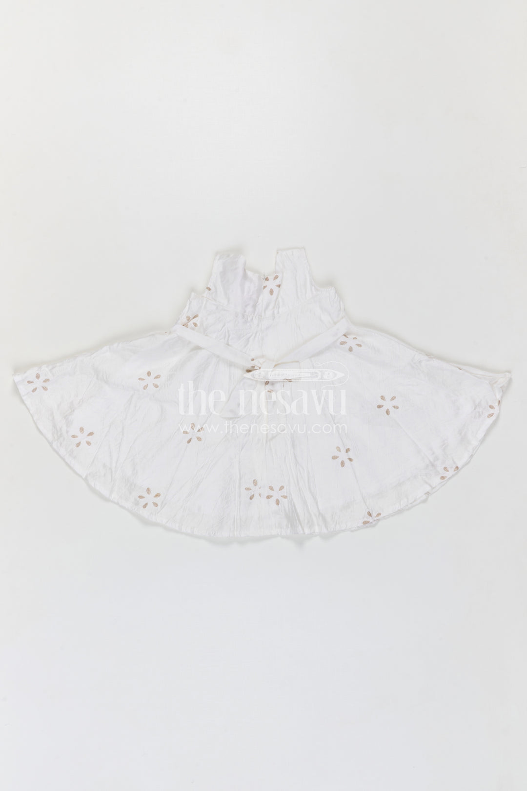 The Nesavu Girls Cotton Frock Girls Georgette Frock with Thread Embroidery for Festive Occasions Nesavu Nesavu girls georgette embroidered frock for festive and party wear