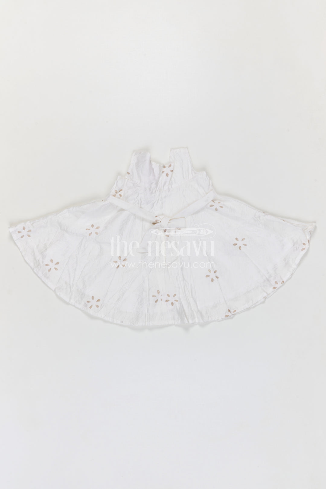 The Nesavu Girls Cotton Frock Girls Georgette Frock with Thread Embroidery for Festive Occasions Nesavu Nesavu girls georgette embroidered frock for festive and party wear