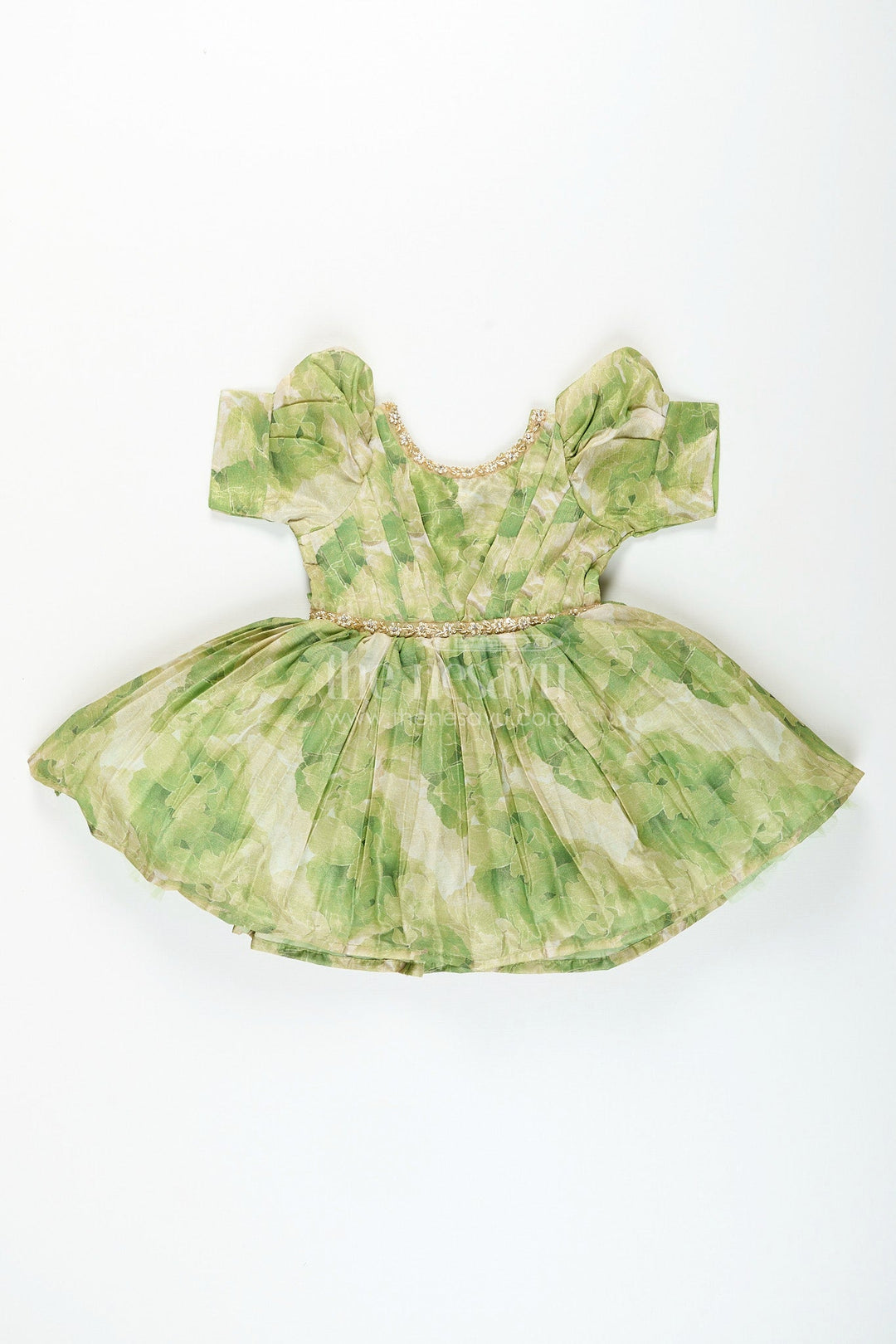 The Nesavu Girls Fancy Frock Girls green floral digital print fancy frock Nesavu 16 (1Y) / Green SF1061A-16 Nesavu girls green floral digital print viscose silk frock puff sleeve fancy dress