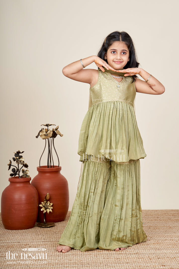 The Nesavu Girls Sharara / Plazo Set Girls Green Sharara Set With Dupatta Ethnic Festive Wear In Organza For Kids Nesavu 16 (1Y) / Green GPS620C-16 Nesavu Girls Green Sharara Set Dupatta Ethnic Festive Wear Organza Kids