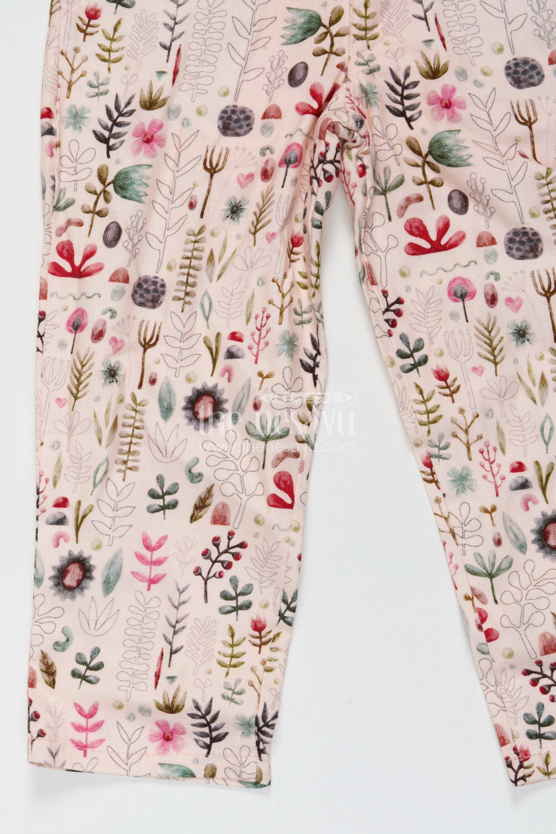 The Nesavu Girls Co-Ord Sets Girls Green Top with Printed Pants – Trendy Cotton Co-ord Set Nesavu Nesavu girls cotton co-ord set with green top and printed pants