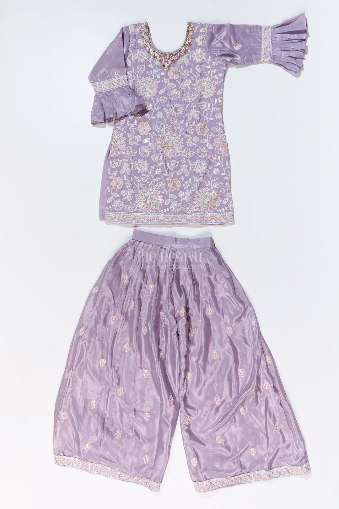 The Nesavu Girls Sharara / Plazo Set Girls Grey Sharara Set with Embroidered Kurta and Bell Sleeve Detailing Nesavu Nesavu Girls Embroidered Grey Sharara Set Floral Threadwork Elegant Dupatta