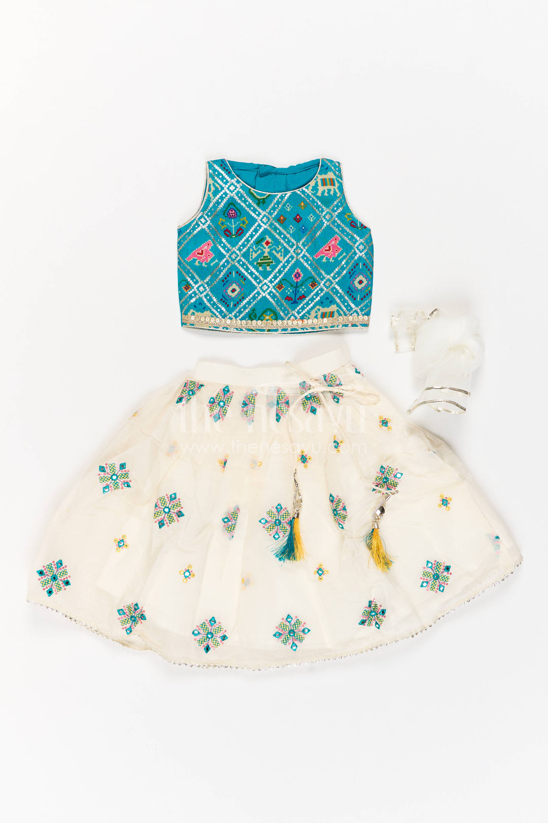 The Nesavu Girls Lehenga Choli Girls Lehenga Choli in Turquoise with Thread Embroidery Nesavu 16 (1Y) / Turquoise / Viscose Silk GL956B-16 Nesavu Girls Lehenga Choli In Turquoise For Family Functions GL956B-16