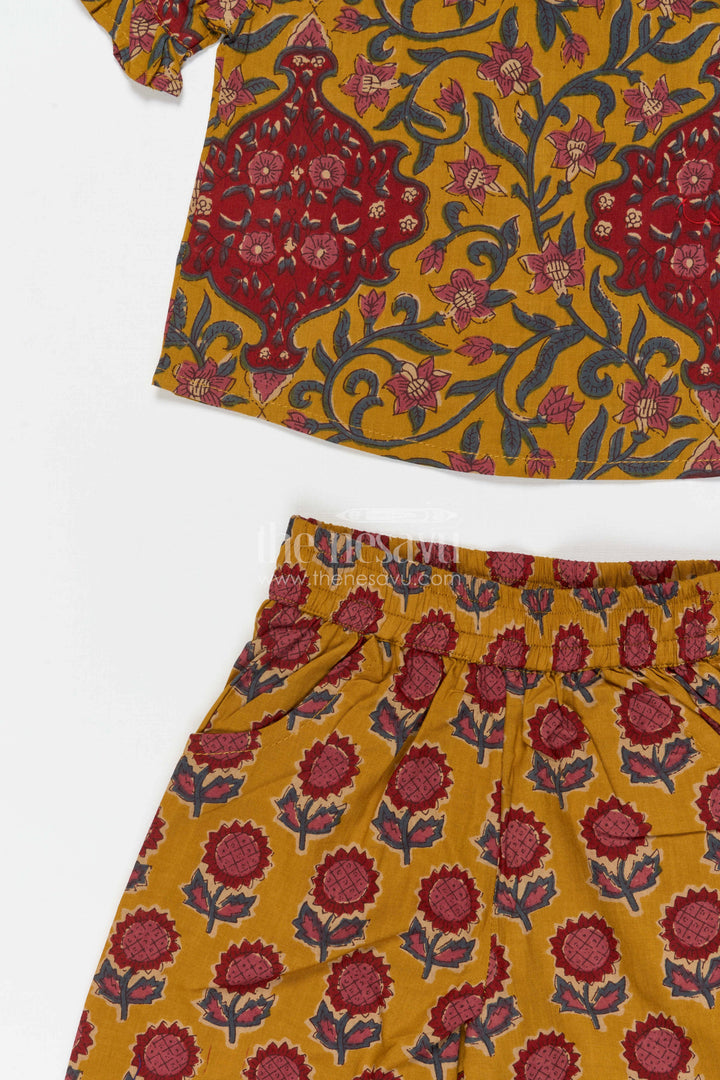 The Nesavu Girls Co-Ord Sets Girls Lightweight Cotton Set for Park Days and Playtime Nesavu Nesavu Girls Lightweight Cotton Co Ord Set For Park Days And Active Play