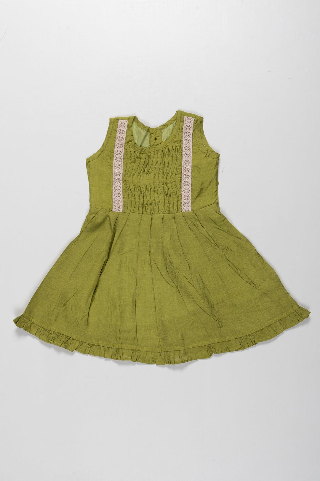 The Nesavu Girls Cotton Frock Girls' Lime Green Pleated Cotton Sundress with Lace Accents Nesavu 16 (1Y) / Green / Cotton GFC1264A-16 Casual Lace-Trimmed Green Sundress for Girls | Everyday Summer Chic | The Nesavu