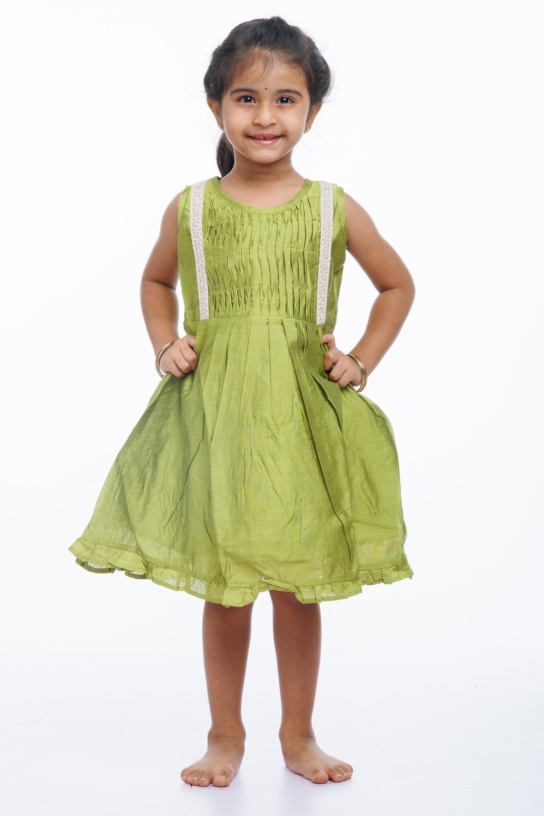 The Nesavu Girls Cotton Frock Girls' Lime Green Pleated Cotton Sundress with Lace Accents Nesavu 16 (1Y) / Green / Cotton GFC1264A-16 Casual Lace-Trimmed Green Sundress for Girls | Everyday Summer Chic | The Nesavu