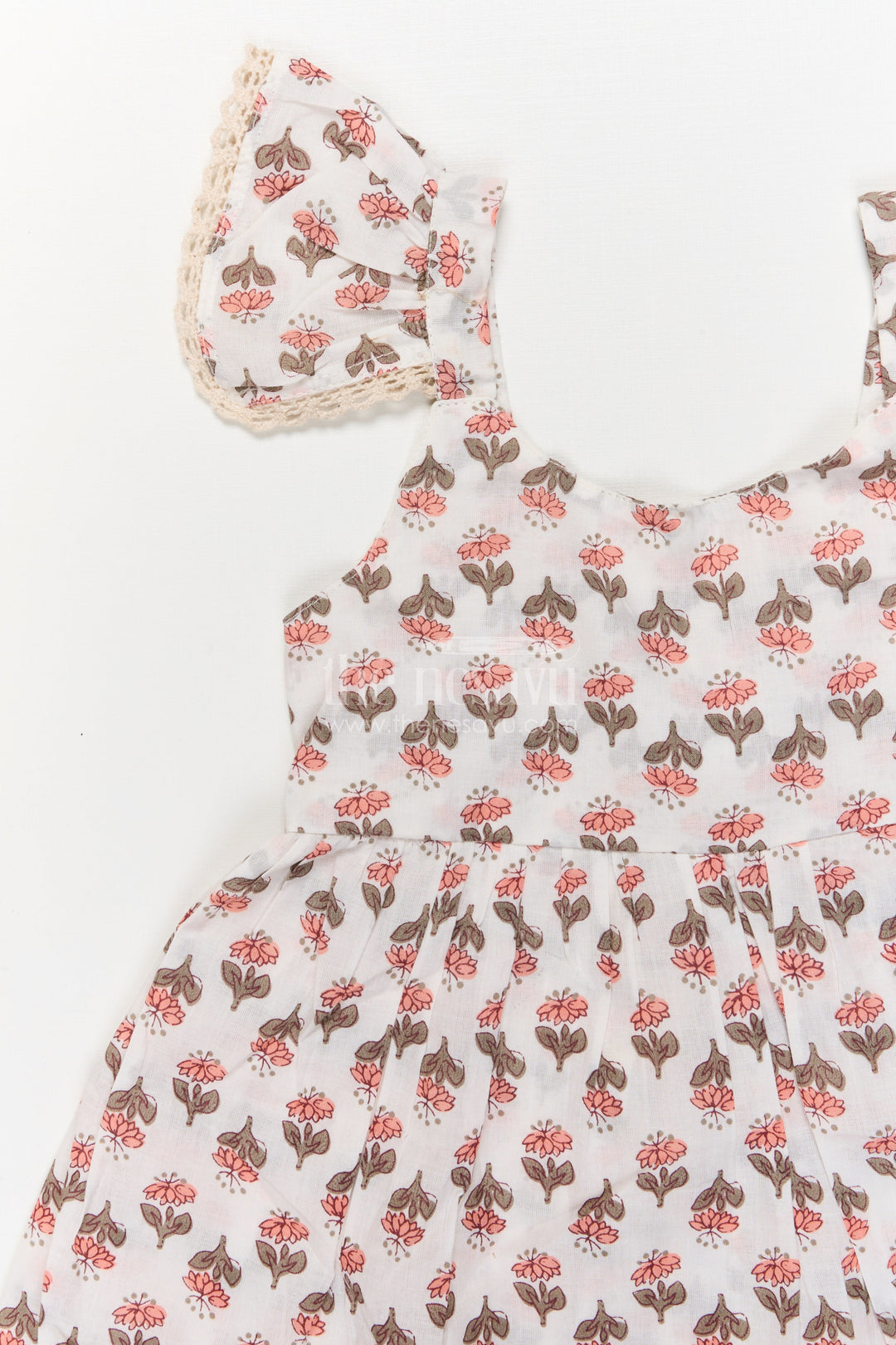 The Nesavu Girls Cotton Frock Girls Multicolor Cotton Frock with Strappy Sleeves for Summer Playdates Nesavu Nesavu multicolor floral cotton frock for girls with ruffle straps – perfect for garden parties and play