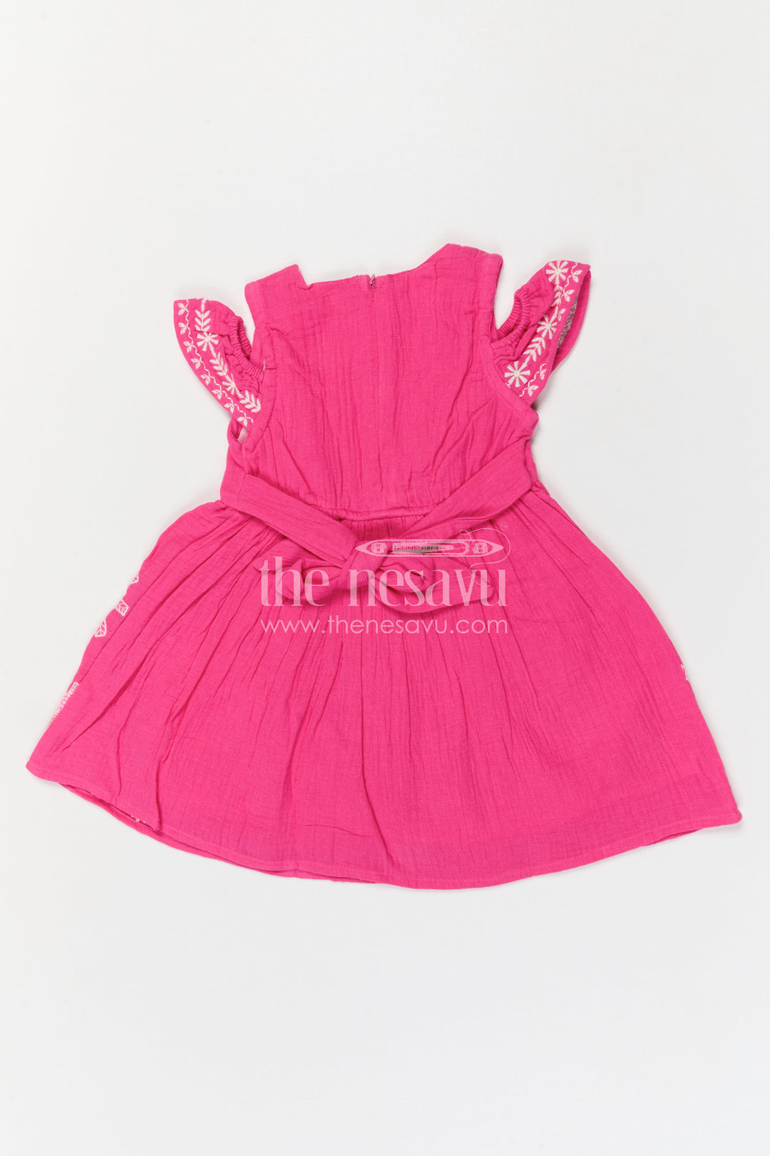 The Nesavu Girls Cotton Frock Girls Muslin Cotton Embroidered Frock for Festive Celebrations and Birthday Parties Nesavu Nesavu Girls Muslin Cotton Embroidered Frock For Birthday Celebrations And Festive Outings