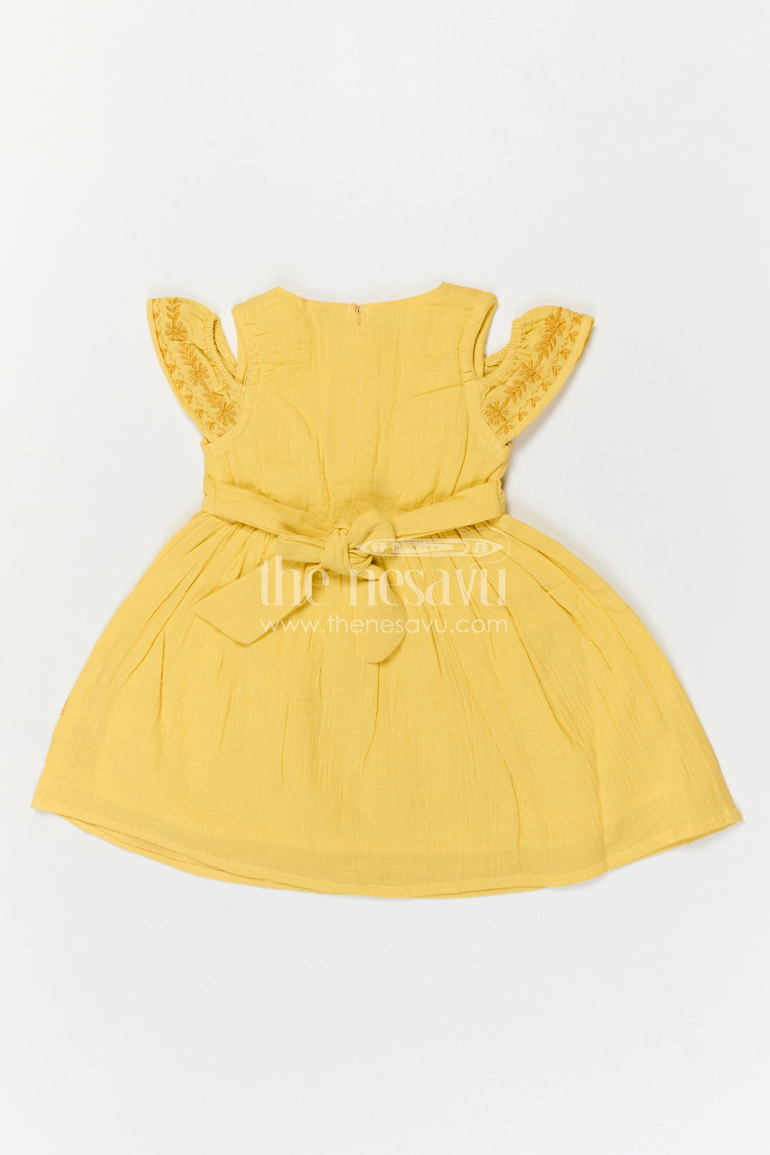 The Nesavu Girls Cotton Frock Girls Muslin Cotton Frock with Embroidered Border for Festive Gatherings and Family Occasions Nesavu Nesavu Girls Muslin Cotton Embroidered Frock For Festive Gatherings And Special Occasions