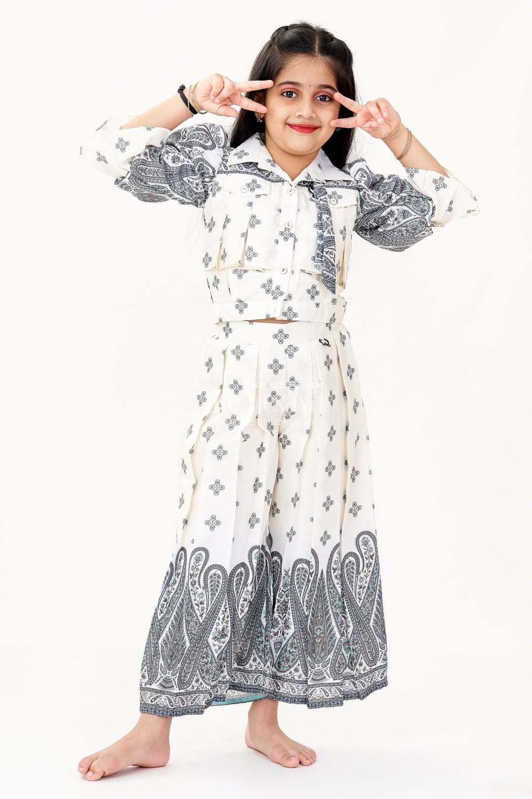 The Nesavu Girls Sharara / Plazo Set Girls Peach Palazzo Set in Cotton Blend with Paisley Print and Stylish Puffed Sleeves Nesavu 24 (5Y) / Green GPS499B-24 Nesavu Girls Peach Palazzo Set Cotton Blend Paisley Print Modern Collared Top