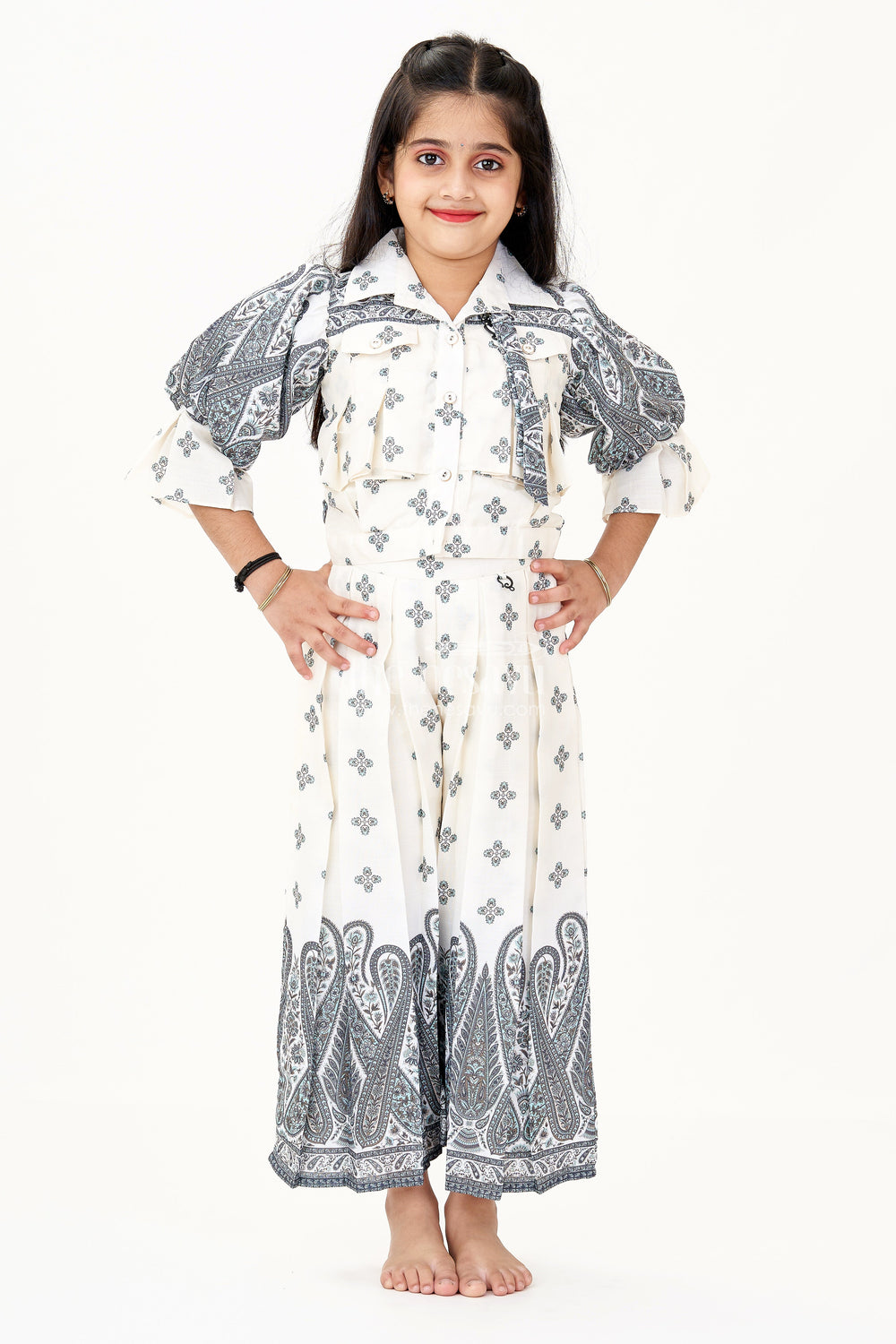 The Nesavu Girls Sharara / Plazo Set Girls Peach Palazzo Set in Cotton Blend with Paisley Print and Stylish Puffed Sleeves Nesavu Nesavu Girls Peach Palazzo Set Cotton Blend Paisley Print Modern Collared Top