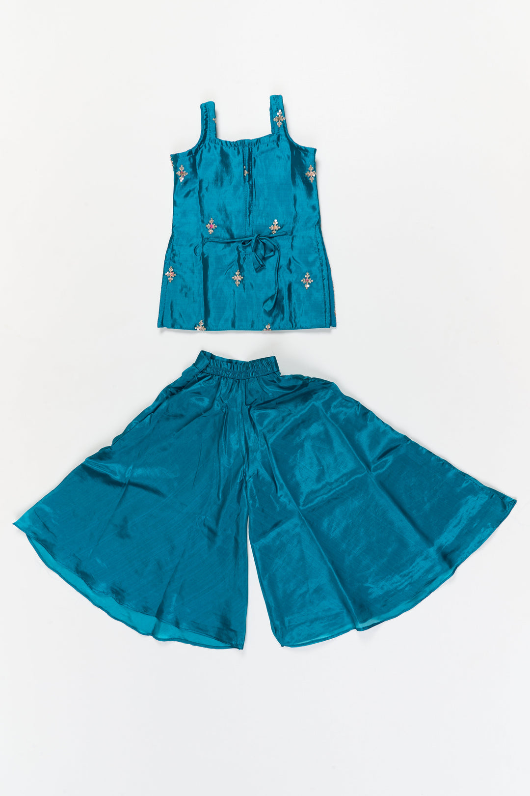 The Nesavu Girls Sharara / Plazo Set Girls Plazo Set with Mirror Embroidery for Weddings and Cultural Functions Nesavu Nesavu girls plazo set with mirror embroidery and dupatta – ideal for weddings, cultural events, and festive celebrations