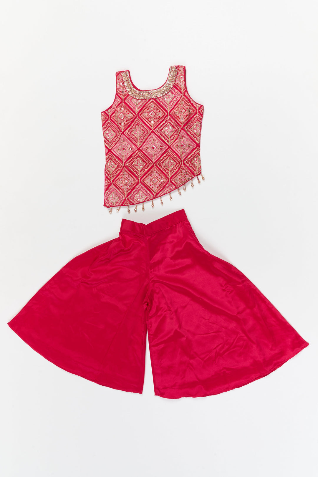The Nesavu Girls Sharara / Plazo Set Girls Plazo Set with Sequin Embroidery for Festive Gatherings Nesavu 18 (2Y) / Pink / Georgette GPS954A-18 Nesavu girls plazo set with sequin embroidered yoke and tassels – perfect for festive events and family gatherings