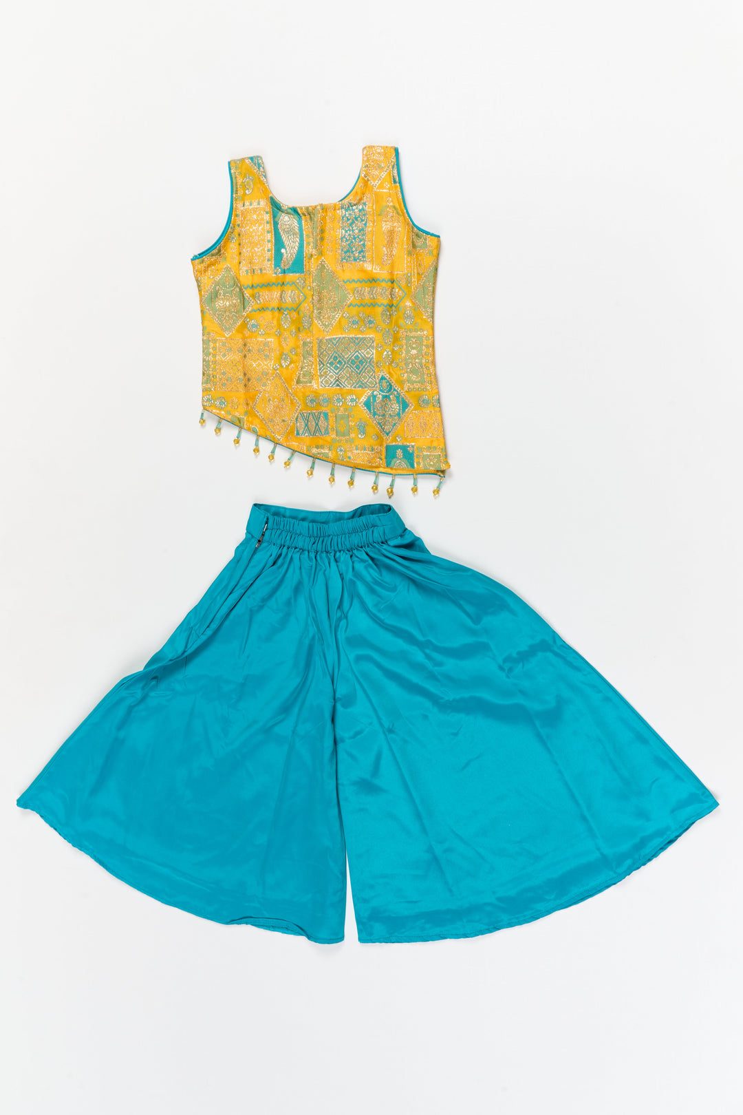 The Nesavu Girls Sharara / Plazo Set Girls Plazo Set with Zari Yoke for Festive and Ethnic School Days Nesavu Nesavu plazo set for girls with zari embroidered yoke and dupatta – ideal for festivals and ethnic school programs