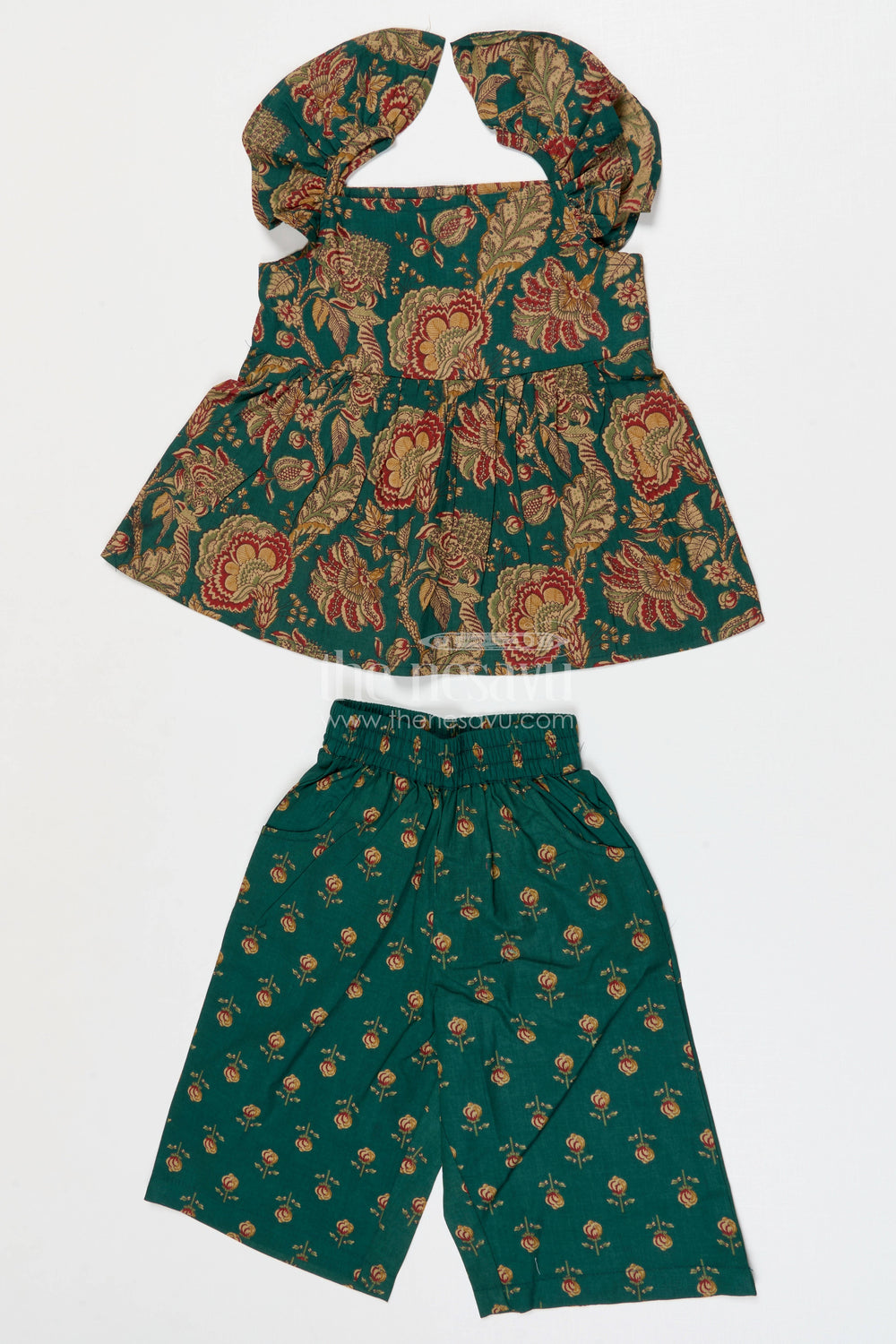 The Nesavu Girls Co-Ord Sets Girls Printed Cotton Co Ord Set for Travel and Playdates Nesavu 16 (1Y) / Green / Cotton GCS003A-16 Nesavu Girls Printed Cotton Co Ord Set With Digital Print For Travel Playdates And Casual Outings