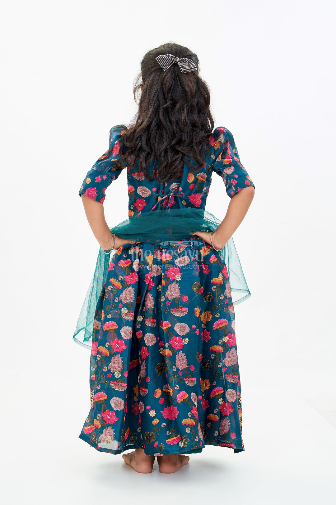 The Nesavu Girls Lehenga Choli Girls Royal Blue Lehenga Choli with Floral Embroidery and Puff Sleeve Blouse Nesavu Nesavu Girls Embroidered Royal Blue Lehenga Choli Floral Puff Sleeve Blouse