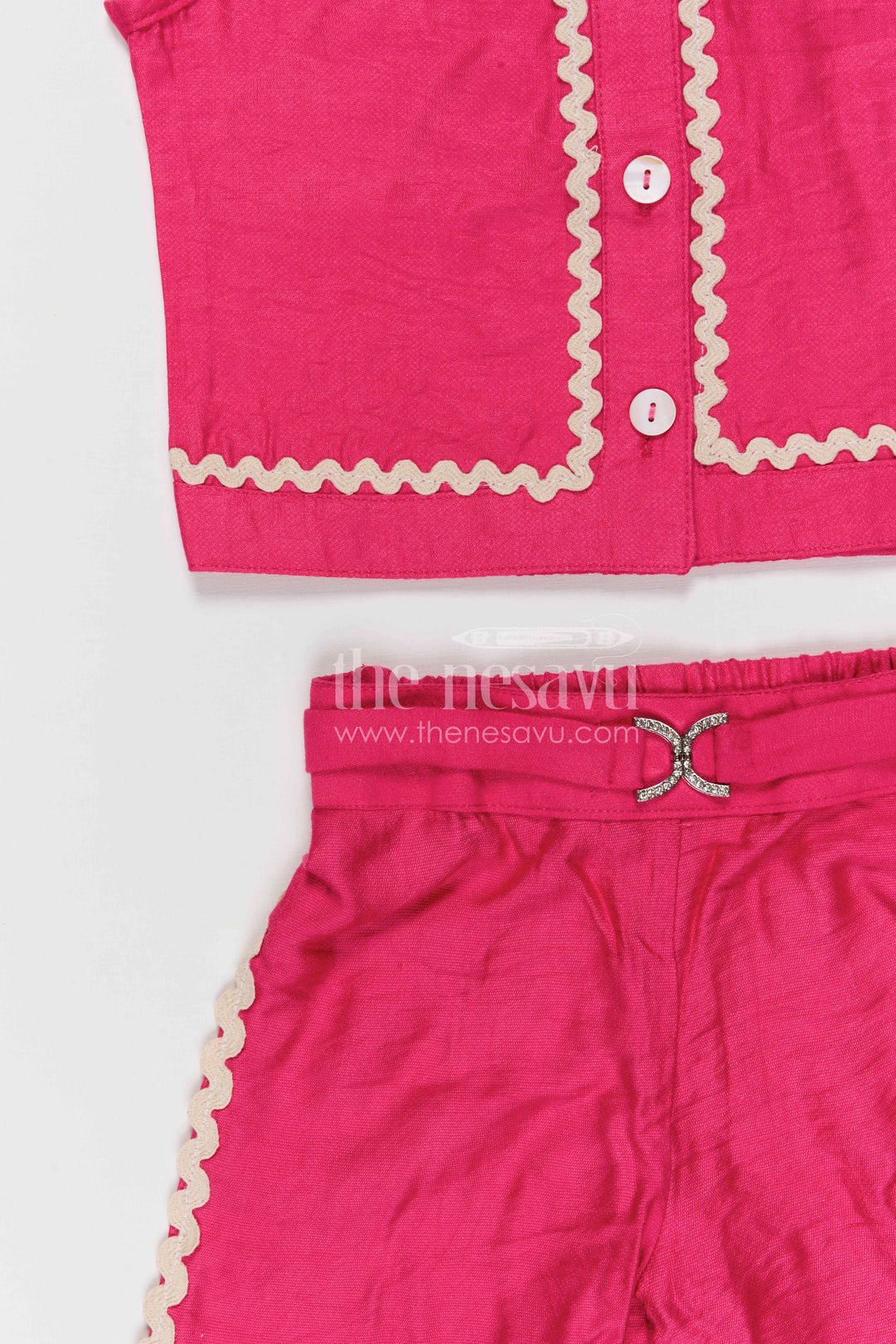 The Nesavu Girls Co-Ord Sets Girls Stylish Bubble Crepe Co-ord Set for Trendy Summer Outings Nesavu Nesavu girls bubble crepe co-ord set with sleeveless top and shorts for stylish summer wear