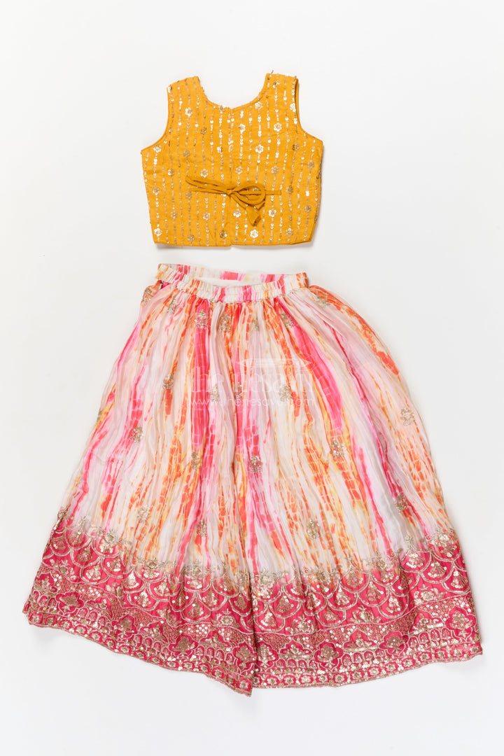The Nesavu Girls Ethnic Lehenga Girls Tie-dye Effect Lehenga Choli Set for School Functions and Festive Playdates Nesavu Nesavu girls Chinon lehenga choli set with tie-dye effect and embroidered hem for festive events
