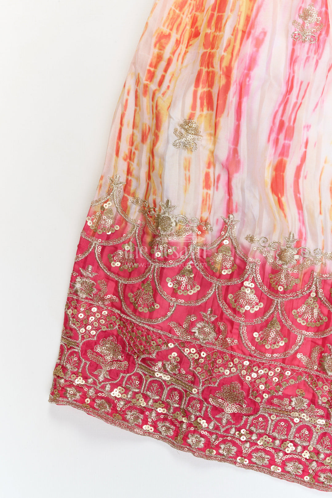 The Nesavu Girls Ethnic Lehenga Girls Tie-dye Effect Lehenga Choli Set for School Functions and Festive Playdates Nesavu Nesavu girls Chinon lehenga choli set with tie-dye effect and embroidered hem for festive events