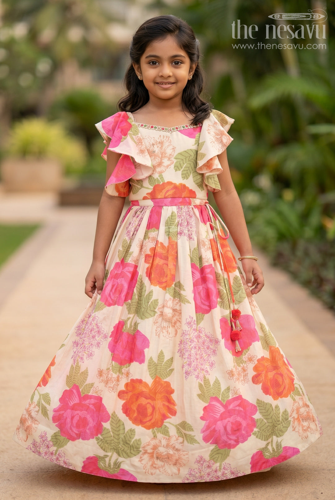 The Nesavu Girls Lehenga Choli Girls Wedding Lehenga in Cream Floral Muslin Silk with Ruffle Sleeves Nesavu 16 (1Y) / Cream GL550A-16 Nesavu Girls Wedding Lehenga Cream Floral Muslin Silk Ruffle Sleeves