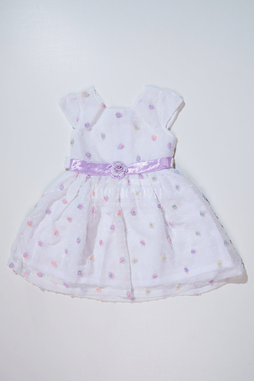 The Nesavu Girls Cotton Frock Girls White Frock with Delicate Floral Embroidery and Satin Bow for Elegant Look Nesavu 20 (3Y) / White GFC1625A-20 Nesavu Girls White Frock Floral Embroidery Satin Bow Special Occasions