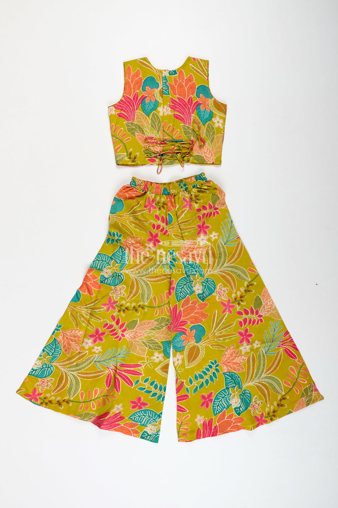 The Nesavu Girls Casual Set Girls Yellow Casual Dress in Muslin Silk with Digital Printed Patterns and Stylish Two-Piece Set Nesavu Nesavu Girls Yellow Muslin Silk Casual Dress Set Digital Prints Stylish Everyday Appeal