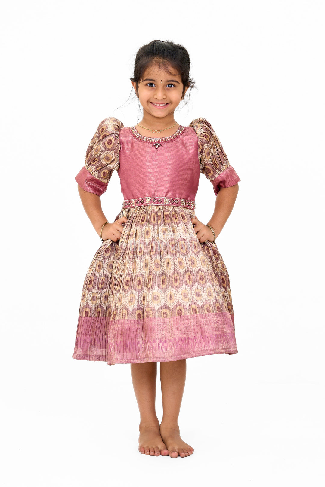 The Nesavu Silk Frock Graceful Girls Peach Organza Printed Fancy Frock with Puff Sleeves and Flared Hem Nesavu 16 (1Y) / Peach SF923C-16 Nesavu Girls Peach Organza Printed Fancy Frock Puff Sleeves Flared Hem