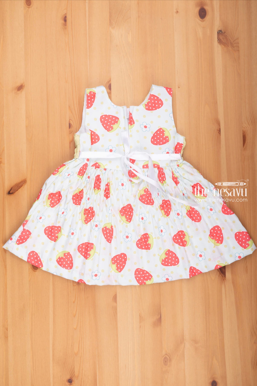 The Nesavu Baby Fancy Frock Green Delight: Strawberry Printed Cotton Frock for Baby Girls Nesavu Best Newborn Outfits | Printed Baby Girls Cotton Frock | the Nesavu