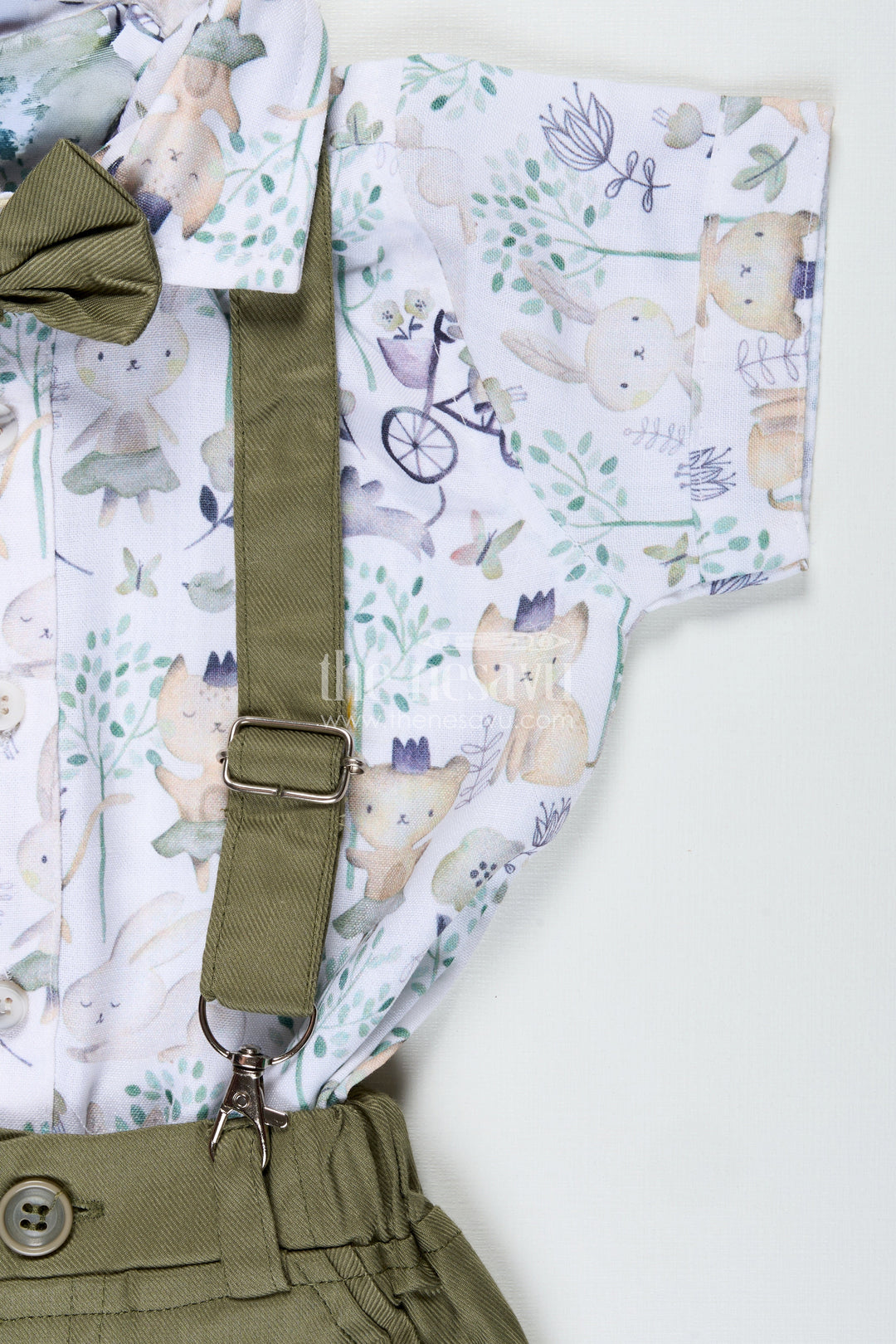 The Nesavu Boys Casual Set Green Shirt and Shorts Set for Boys in Cotton with Nature-Themed Animal Print and Olive Green Bottoms Nesavu Nesavu Green Shirt Shorts Set Boys Forest Animal Digital Print Olive Suspenders