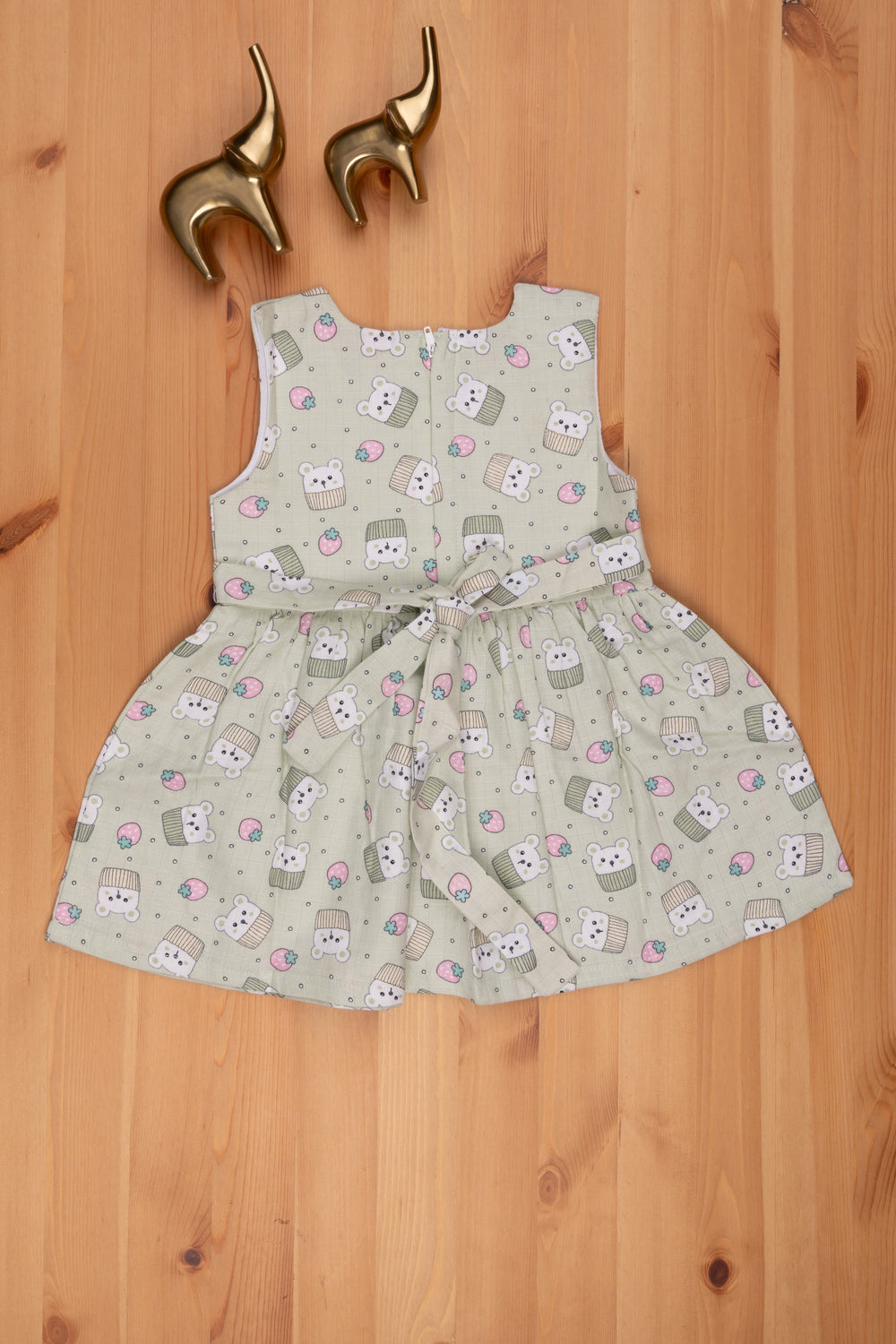 The Nesavu Baby Frock / Jhabla Green Teddy-Print Fancy Dress: Adorable Baby Fashion Nesavu Cartoon Printed Frock Online | Buy Fancy Frock For baby Girl | The Nesavu