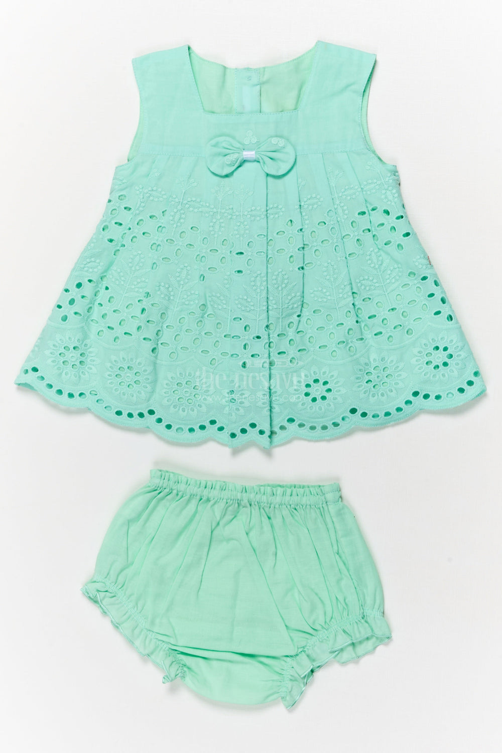 The Nesavu Baby Cotton Frocks Hakoba Frock Set for Toddler Girls with Bloomers for Festive Playtime Nesavu 12 (3M) / Green BFJ885A-12 Nesavu toddler girl hakoba cotton frock with bloomers and embroidery for festive comfort
