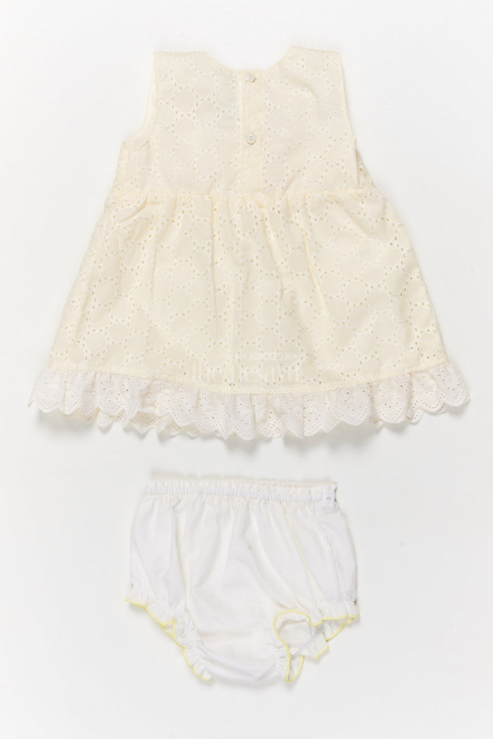 The Nesavu Baby Cotton Frocks Hakoba Frock with Bloomers for Baby Girl’s First Birthday or Outing Nesavu Nesavu hakoba frock with bloomers for baby girl’s birthday, gifting or special milestones