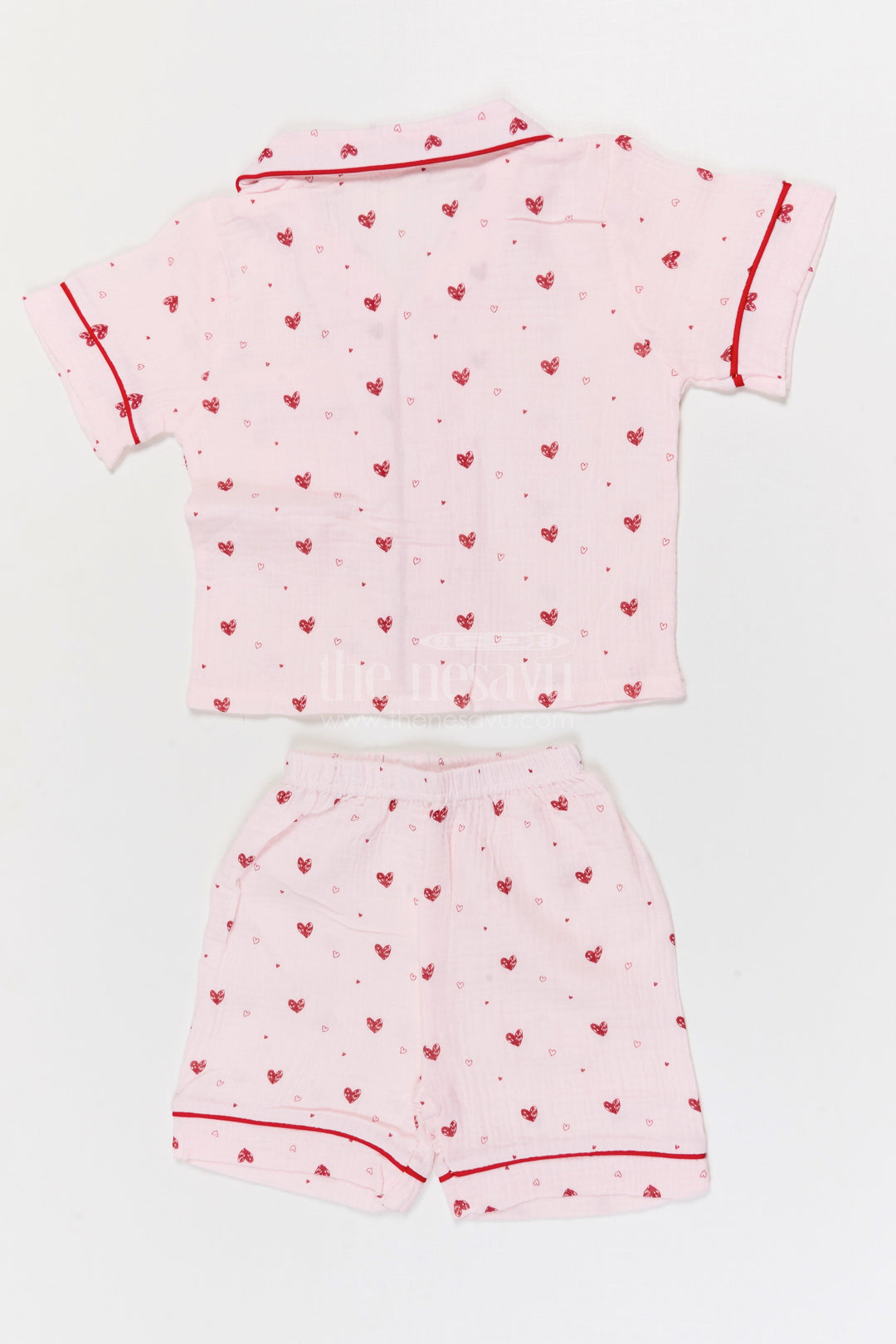 The Nesavu Night Dress Kids Cotton Night Suit with Heart Print for Bedtime Comfort Nesavu Nesavu Kids Muslin Cotton Heart Print Night Suit For Everyday Summer Sleepwear