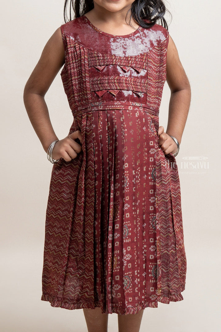 The Nesavu Girls Cotton Frock Mind-Blowing Maroon Zig-Zag Geometric Printed Cotton Frock For Girls Nesavu Stylish Cotton Frock For Girls | Printed Cotton Frock | The Nesavu