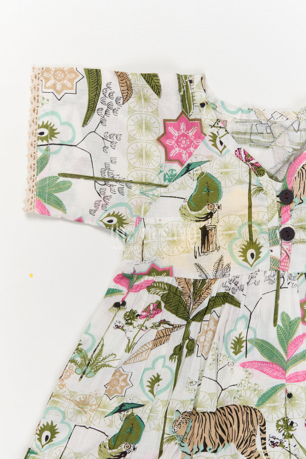 The Nesavu Girls Cotton Frock Multicolor Cotton Frock for Toddler Girls with Flutter Sleeves Nesavu Nesavu multicolor cotton frock for toddler girls with flutter sleeves – perfect for everyday play