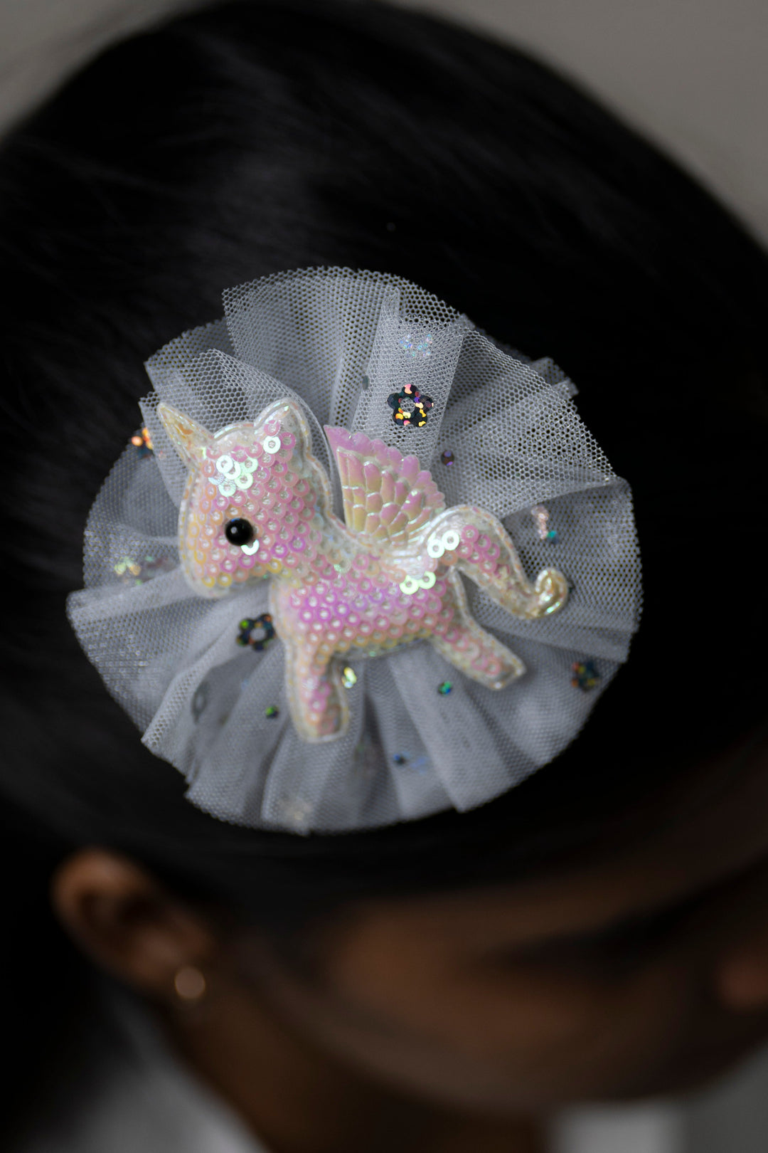 The Nesavu Hair Clip Pastel Pink Sequin Unicorn Hair Clip with Shimmering Tulle Accent Nesavu White JHCL64D Pastel Pink Sequin Unicorn Clip | Kids Shimmering Tulle Hair Accessory | The Nesavu