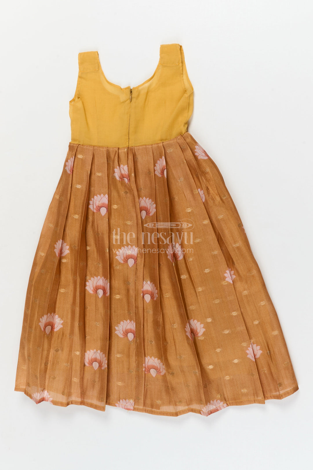 The Nesavu Pattu Pavadai Pattu Pavadai Set for Baby Girls’ Temple Visits and Festive Wear Nesavu 18 (2Y) / Turquoise / Banarasi GPP362B-18 Nesavu pattu pavadai set for baby girls with lotus skirt and scallop peplum blouse