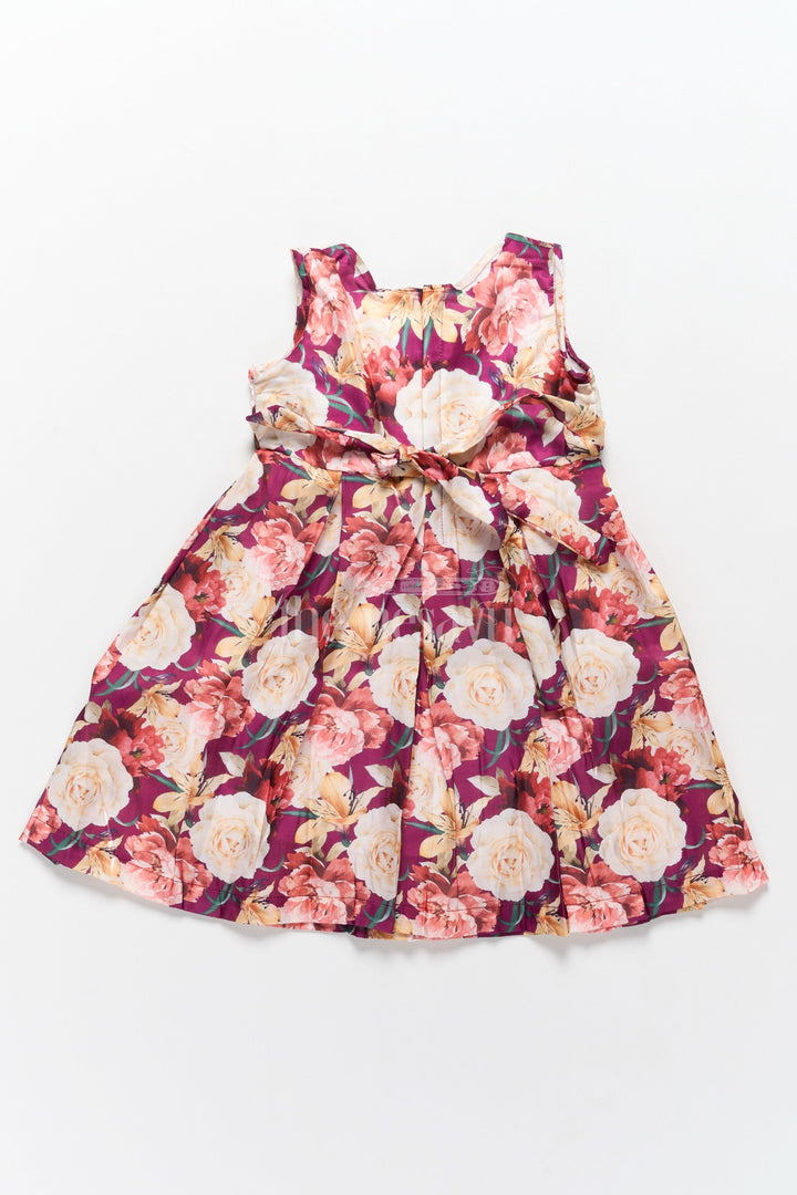 The Nesavu Girls Fancy Frock Princess-Inspired Girls Georgette Frock with Floral Motifs and Decorative Bow Nesavu Nesavu Princess Style Girls Georgette Frock Floral Motifs Chic Bow